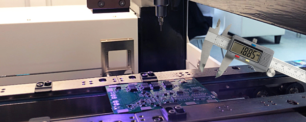 精密點膠機的最小精度可以達到多少